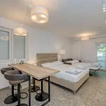 Lägenhet Deluxe Seaview Kennedy Ii *