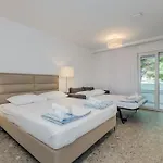 Lägenhet Deluxe Seaview Kennedy Ii Mimice