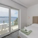 Deluxe Seaview Kennedy Ii *