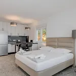 Lägenhet Deluxe Seaview Kennedy Ii
