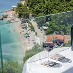 Deluxe Seaview Kennedy Ii