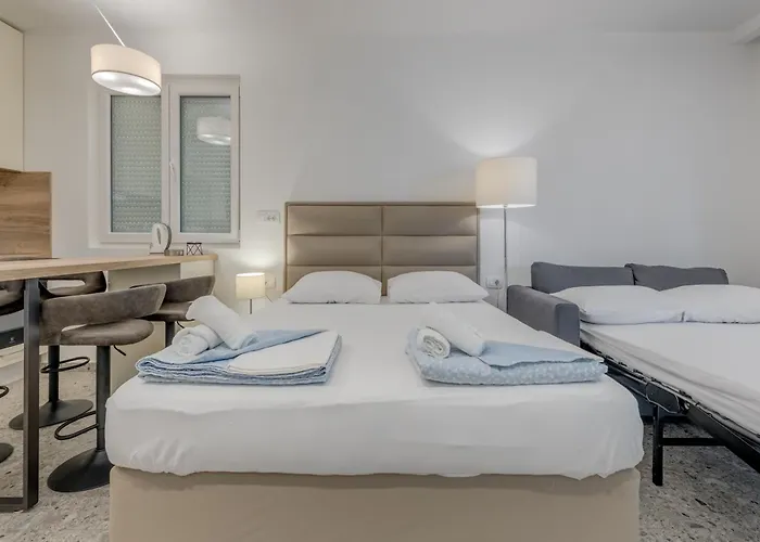 Apartment Deluxe Seaview Kennedy Ii