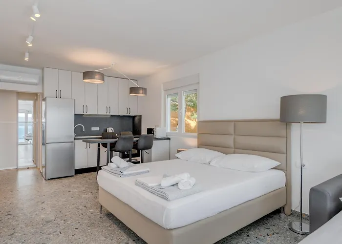 Apartment Deluxe Seaview Kennedy Ii