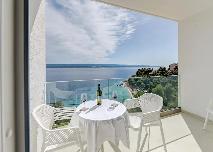 Deluxe Seaview Kennedy Ii Apartment