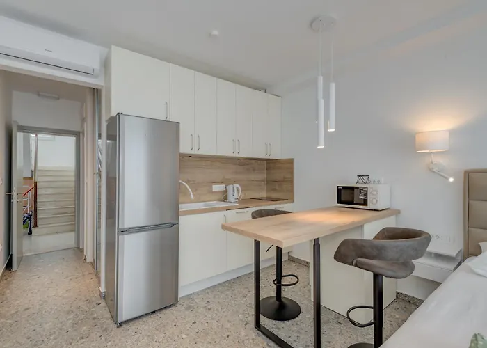 Apartment Deluxe Seaview Kennedy Ii Mimice