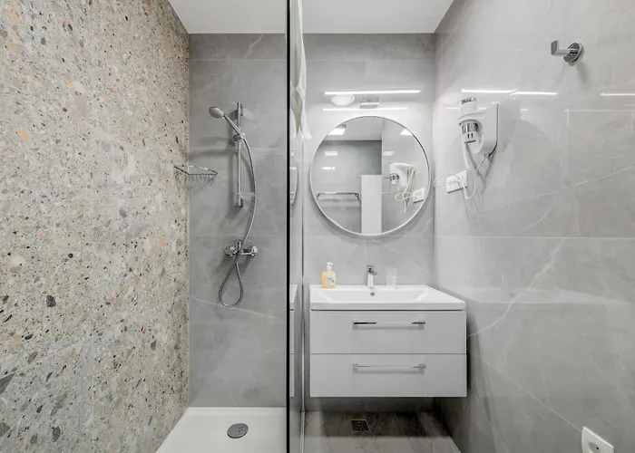 Apartment Deluxe Seaview Kennedy Ii Mimice