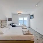 Deluxe Seaview Kennedy Ii * Mimice